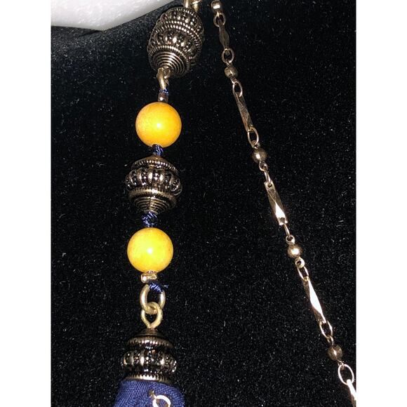 CHLOE + ISABEL boho statement necklace with floral medallion - N081 - Picture 5 of 5